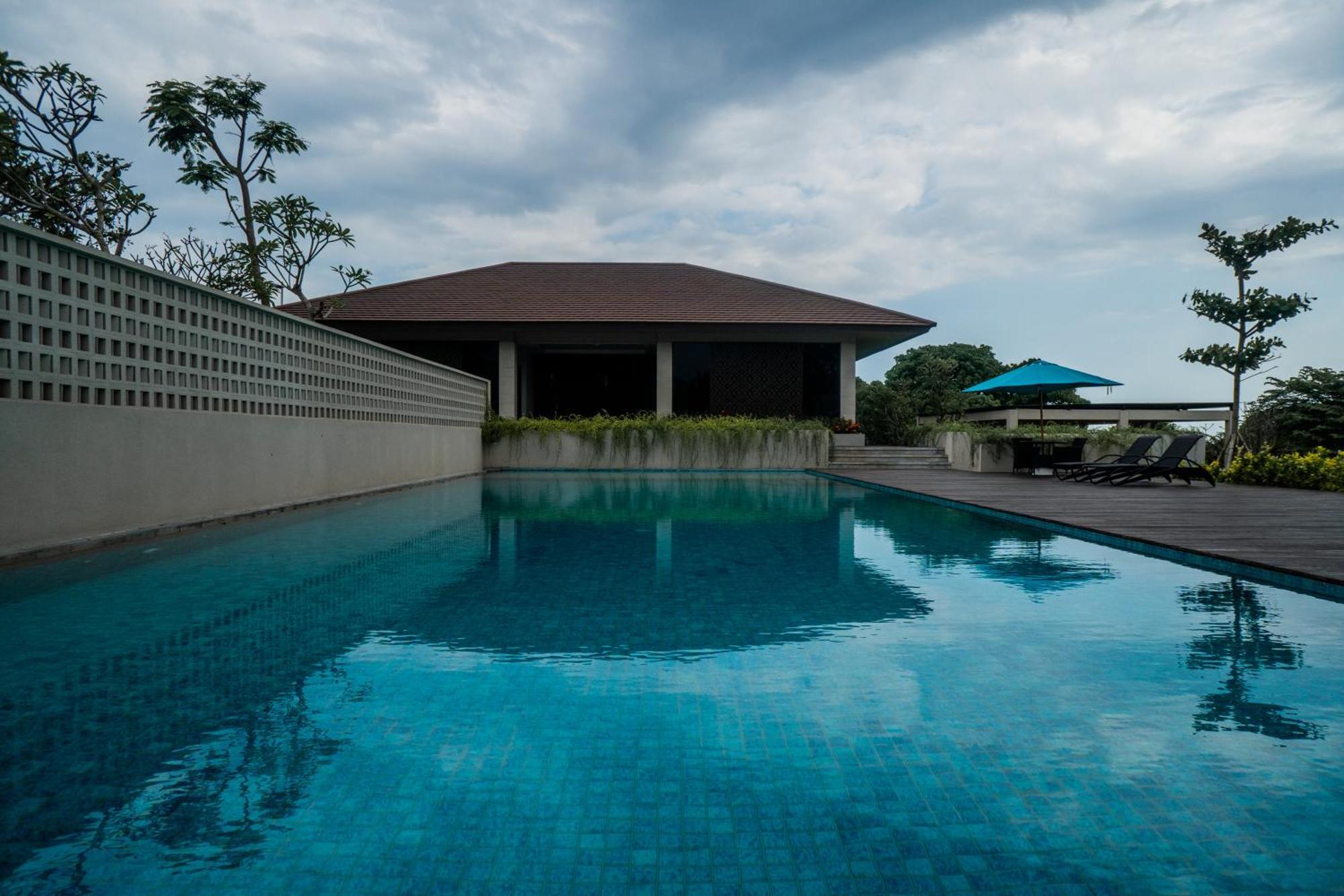 Nivata B2 Ciputra Beach Resort Near Tanah Lot Selemadeg Eksteriør billede